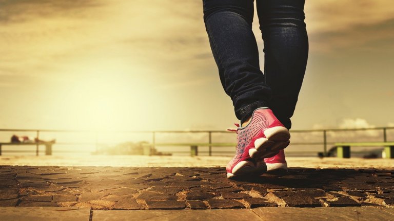 Caminhar aumenta longevidade, mas no adianta passar de 6km por dia